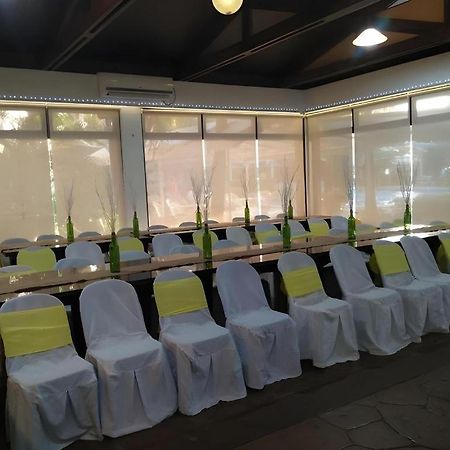 Moonbay Marina The Villas Olongapo Exterior foto