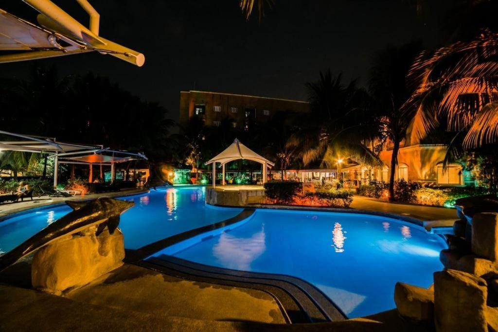 Moonbay Marina The Villas Olongapo Exterior foto