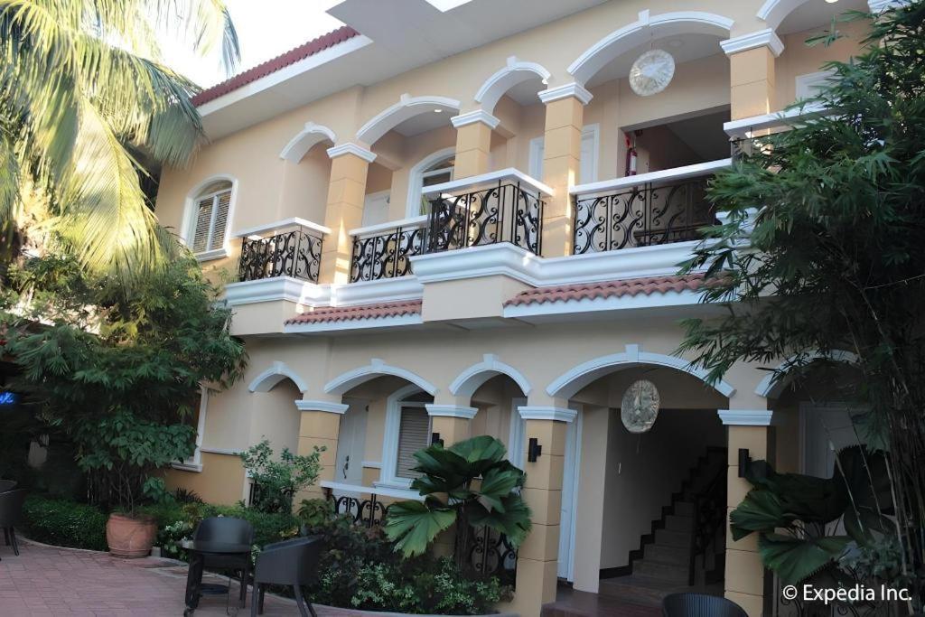 Moonbay Marina The Villas Olongapo Exterior foto